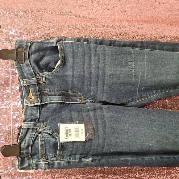 Jeans - Picture 3 of 5